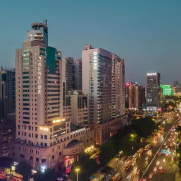 Yeste International Hotel Jinhu Plaza, South Lake Park Subway Station Hotels near City Top