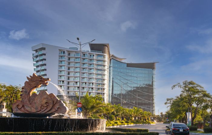Dream Dragon Resort