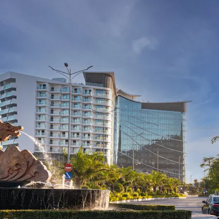 Dream Dragon Resort