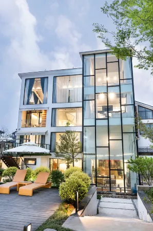 Primary Hotel Отели рядом с достопримечательностью «Holy Land of Taozu—Bamboo Tip Corridor»