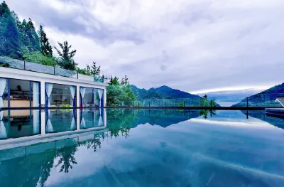 青城山仟与仟尋プライベート温泉民宿 五龍溝周辺のホテル