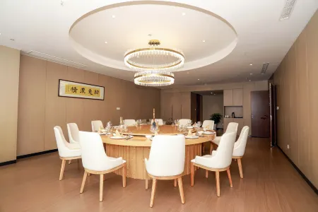 Wenlv,Sheyang  JINLING  JIALONG  HOTEL Отели рядом с достопримечательностью «Xixin Temple»