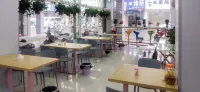 Guigang Baidu Hotel (High speed Rail Station Chinatown Branch) - Esports