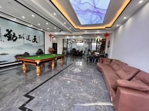 Gaizhou Xingfu Bay Hot Spring Hotel