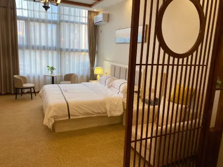 Boke Hotel (Dijingwan Branch) Отели рядом с достопримечательностью «Huangcaozhou National Wetland Park»