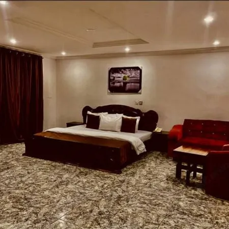 E-Gold Hotel, Maitama Отели в г. Абуджа