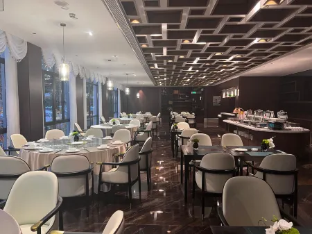 Hengli Hotel Отели рядом с достопримечательностью «Jiangnan Diyijia Scenic Resort»