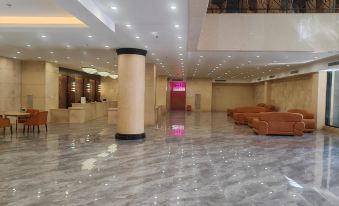 Changjiang Shilu Hongjiayu Yingbin Hotel