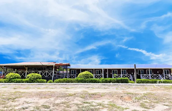 奧巴萊吉萬穆克提納爾瑪達酒店-近SMA NW納爾瑪達