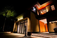 Herald Of Autumn Homestay Hotels in Mile