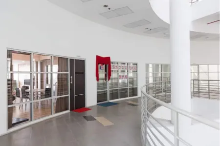 3-Bed Exec Suite RumahKu Airport Penang Отели рядом с достопримечательностью «Entopia by Penang Butterfly Farm»