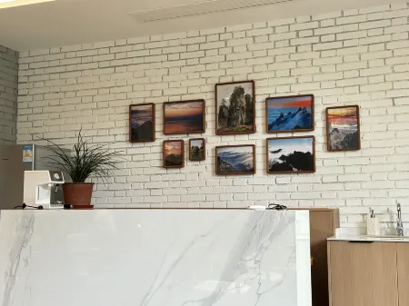 Banshan Banquan Homestay Отели рядом с достопримечательностью «Tianlong Pool Scenic Area»