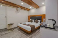 Goroomgo Thee Aura Mussoorie