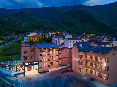 Jiuzhaigou Creekside Pearl Hotel Hotels in Longkang