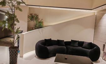 MOKE HOTEL