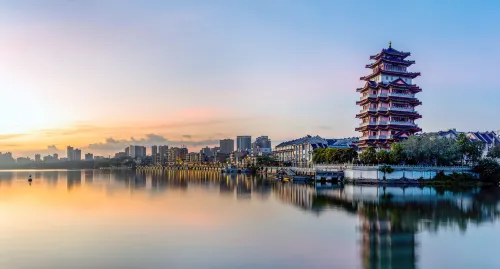 Huahui Hotel (Huizhou West Lake Branch)