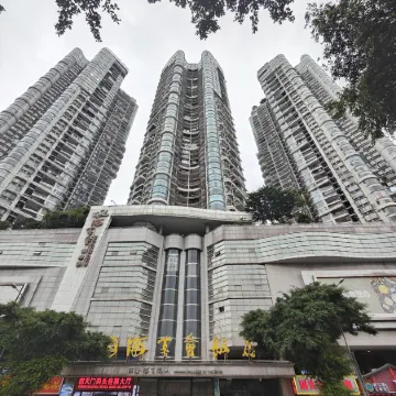 DaYin Hidden in City River View Cinema-style Homestay (Chongqing Jiefangbei Chaotianmen Square)