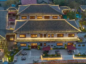 Floral Hotel·Simple and Rustic Homestay