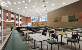 Elong DELUXE Hotel (Suining International Convention and Exhibition Center Store)