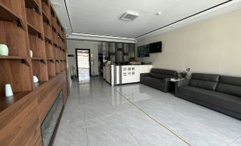 up Huayi Collection Hotel (Wulan Butong Jingqu)