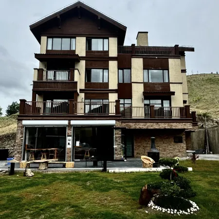 Altay Shanli Homestay