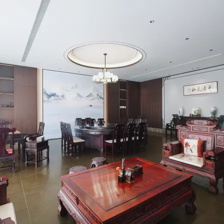 Xianghualing Chinese Inn