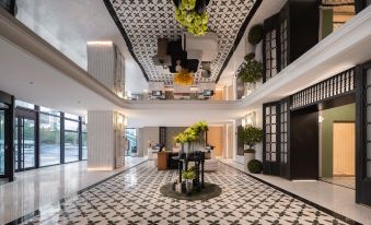 Shenyang North Station Zhongjie Madison Hotel