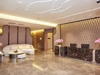 Yunxiang Hotel (Guangzhou Baiyun International Airport T3 Terminal) Hotels near Gaozeng