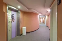 龍裏都來棲主題酒店 - 2星級