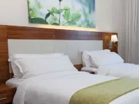 DoubleTree by Hilton Cape Town - Upper Eastside Hotels in Cape Town