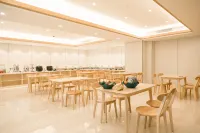 Chengzhou Hotel