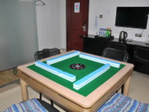 Luohe Haoting Business Hotel Hotels in Jiaohe
