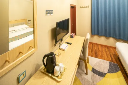 Garze Tagong Grassland Hotel Отели рядом с достопримечательностью «Тагун»