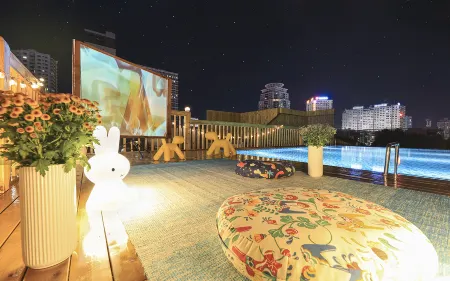 8861villa Отели рядом с достопримечательностью «Beihaihaijing Square»