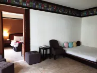 Yoho Beach Resort Hotels near Taipower