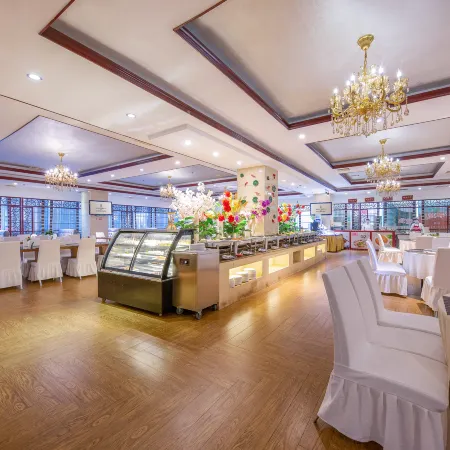 News Rezen Hotel