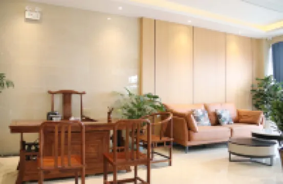 Home Inn Huaxuan Collection Hotel (Zaoyang Hancheng Cultural Plaza)