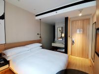 上海浦东中心万枫酒店 - 标准大床房