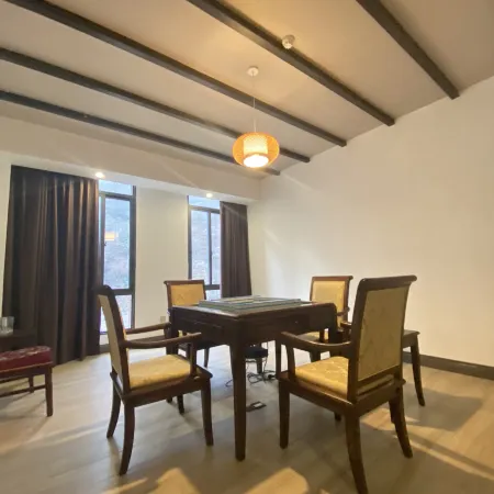 Chengkou Kanggu Holiday Hotel