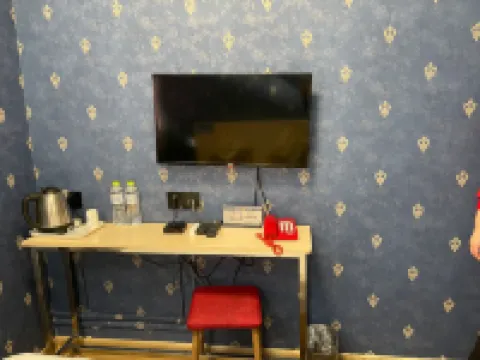 Huayi Hotel （Jinan Baotu Spring store）