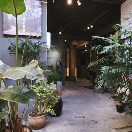 Shangweiwancheng Kaohsiung Museum of Fine Arts Homestay (West Street Kaiyuan Temple) Отели рядом с достопримечательностью «Башня Dongxi»