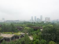 北京民族园智选假日酒店 - 景观大床间