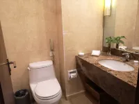 Yu Shan Hu Hotel - balcony