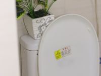 青岛一宿复式精品公寓 - loft投影四人居
