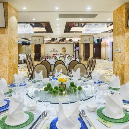 Hotel Golden Dragon