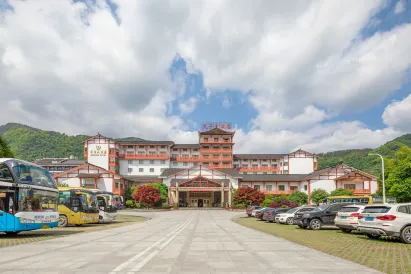 Emperor Hotel