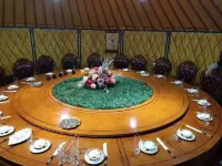 Helan Taohua Village Leisure Hotel