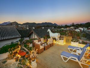 Lijiang Puman Holiday Hotel