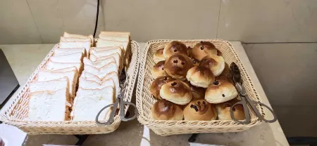 Huangrui Hotel Отели рядом с достопримечательностью «Sichuan Suining Normal School»