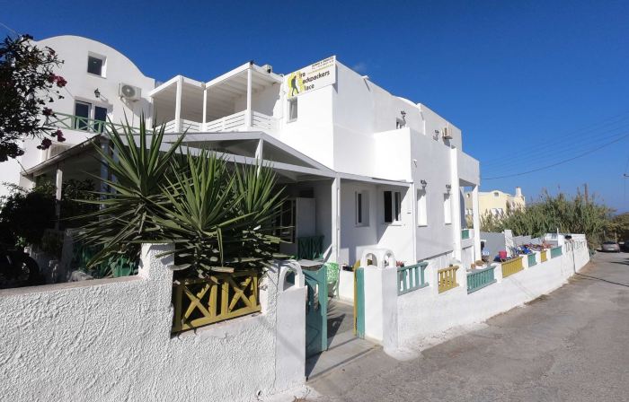 Fira Backpackers Place